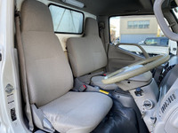 日野デュトロ幌ウイング小型（2t・3t）[写真24]