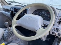 日野デュトロ幌ウイング小型（2t・3t）[写真26]