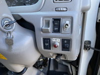 日野デュトロ幌ウイング小型（2t・3t）[写真27]