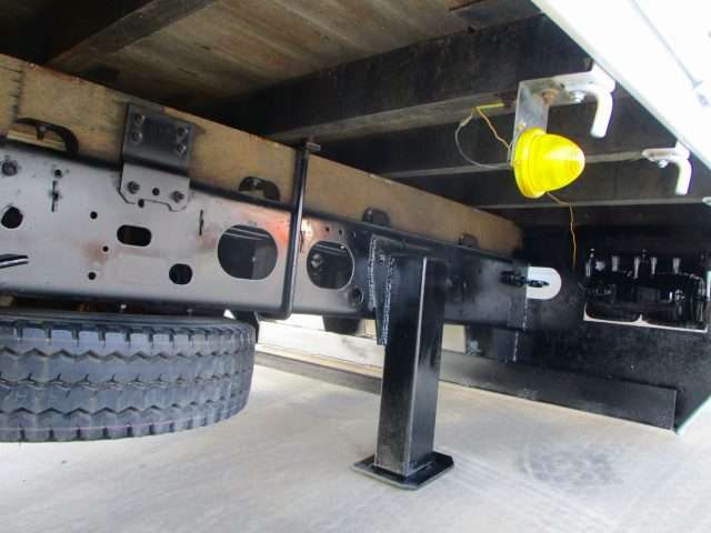 いすゞフォワードクレーン4段中型（4t）[写真10]