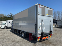 三菱ふそうファイターアルミウイング中型（4t）[写真05]