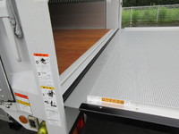 三菱ふそうファイターアルミウイング中型（4t）[写真06]