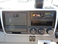 三菱ふそうキャンターアルミバン小型（2t・3t）[写真16]