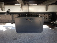 三菱ふそうキャンターアルミバン小型（2t・3t）[写真26]