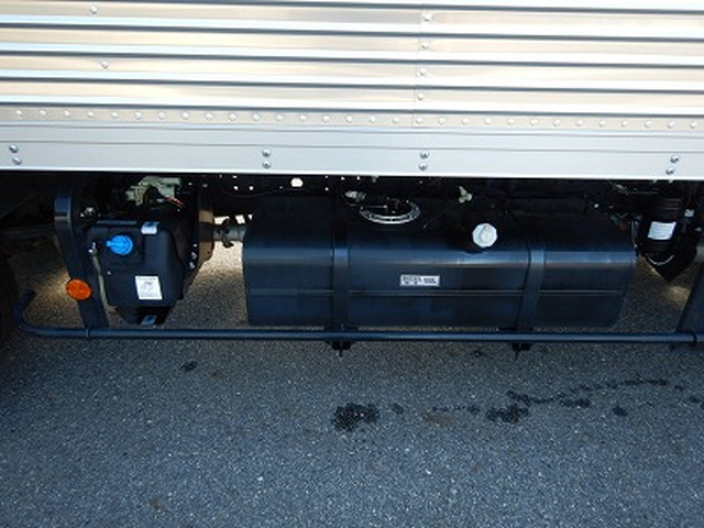 三菱ふそうキャンターアルミバン小型（2t・3t）[写真27]