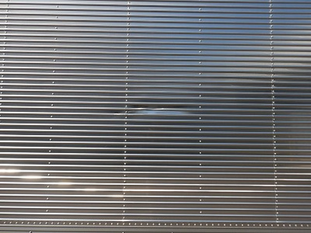 三菱ふそうキャンターアルミバン小型（2t・3t）[写真09]