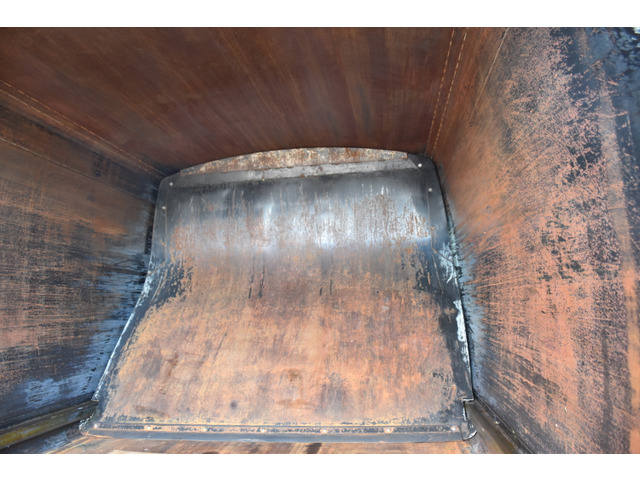 いすゞフォワードパッカー車（塵芥車）中型（4t）[写真16]