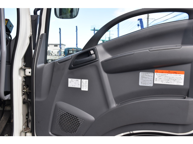 いすゞフォワードパッカー車（塵芥車）中型（4t）[写真20]