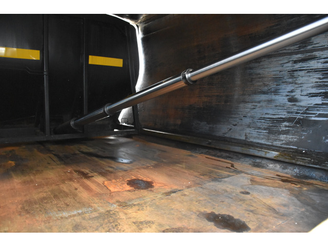 いすゞフォワードパッカー車（塵芥車）中型（4t）[写真37]