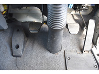 いすゞフォワードパッカー車（塵芥車）中型（4t）[写真09]