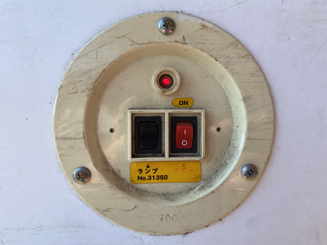 三菱ふそうファイターパネルバン中型（4t）[写真12]