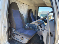 三菱ふそうファイターパネルバン中型（4t）[写真24]