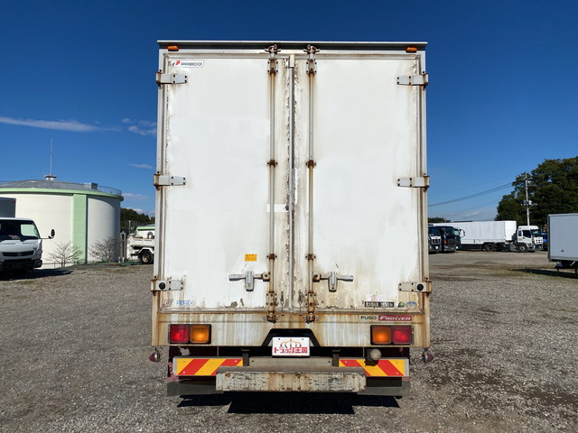 三菱ふそうファイターパネルバン中型（4t）[写真08]