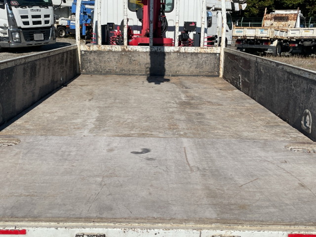 三菱ふそうキャンターユニック4段小型（2t・3t）[写真12]