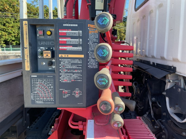 三菱ふそうキャンターユニック4段小型（2t・3t）[写真14]