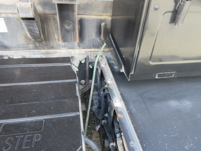 いすゞギガダンプ大型（10t）[写真18]