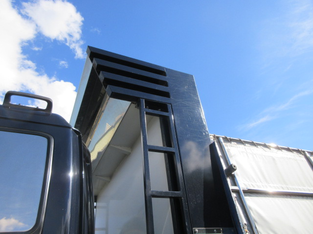 いすゞギガダンプ大型（10t）[写真09]