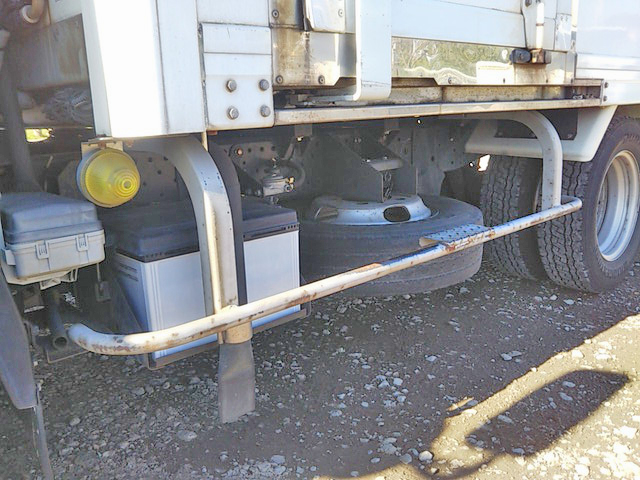 いすゞエルフ冷凍車（冷蔵車）小型（2t・3t）[写真23]