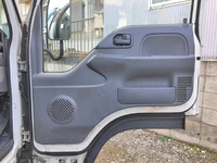 いすゞエルフ冷凍車（冷蔵車）小型（2t・3t）[写真29]