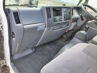 いすゞエルフ冷凍車（冷蔵車）小型（2t・3t）[写真30]