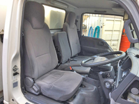 いすゞエルフ冷凍車（冷蔵車）小型（2t・3t）[写真32]