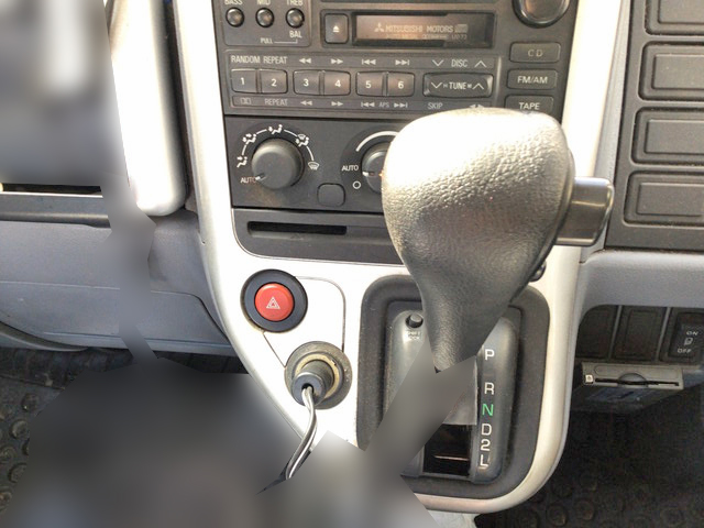 三菱ふそうキャンターガッツ平ボディ小型（2t・3t）[写真29]