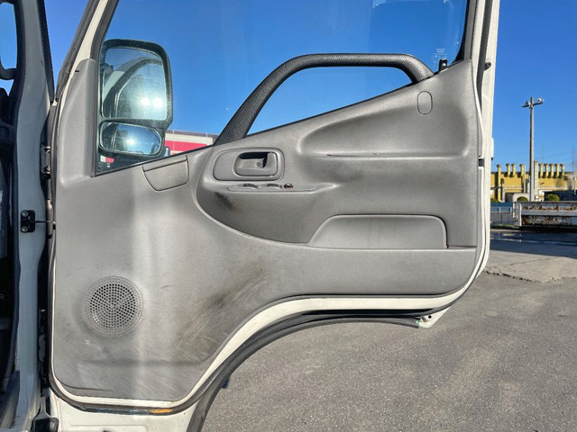 トヨタダイナ冷凍車（冷蔵車）小型（2t・3t）[写真30]