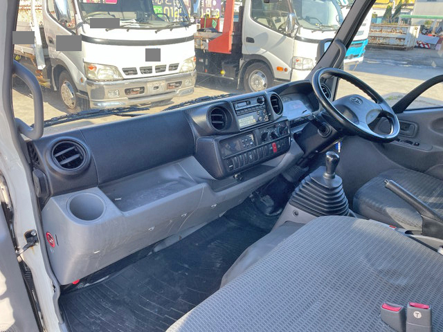 トヨタダイナ冷凍車（冷蔵車）小型（2t・3t）[写真31]