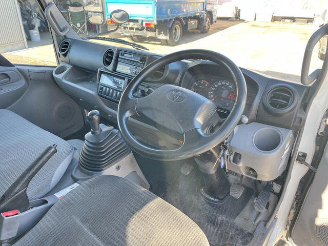 トヨタダイナ冷凍車（冷蔵車）小型（2t・3t）[写真34]