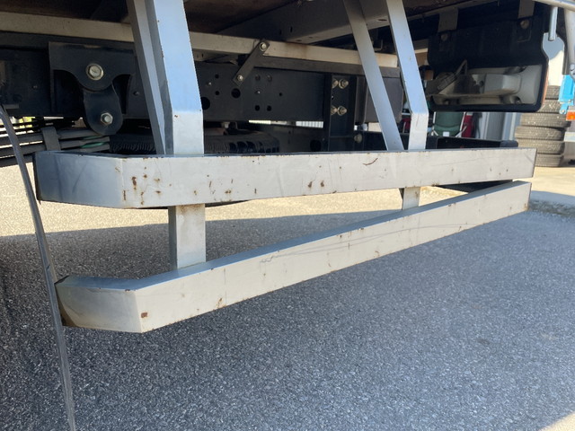 日野デュトロ平ボディ小型（2t・3t）[写真17]