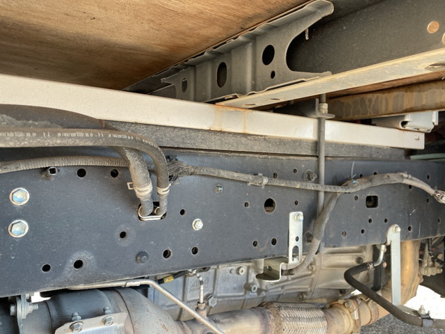 日野デュトロ平ボディ小型（2t・3t）[写真21]