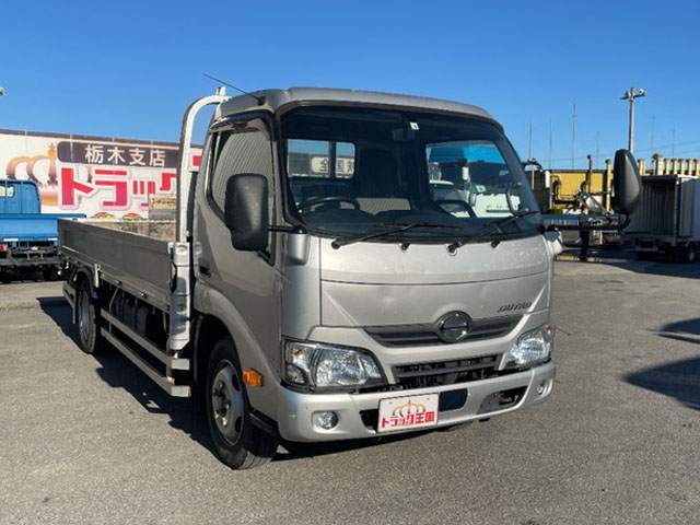 日野デュトロ平ボディ小型（2t・3t）[写真03]