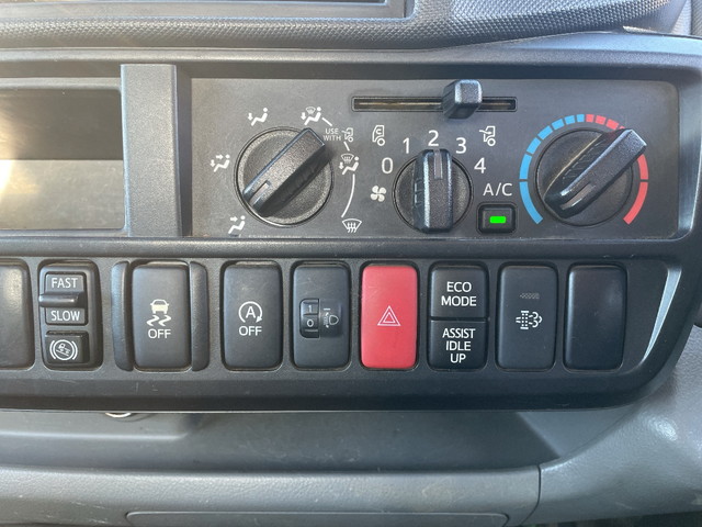 日野デュトロ平ボディ小型（2t・3t）[写真39]