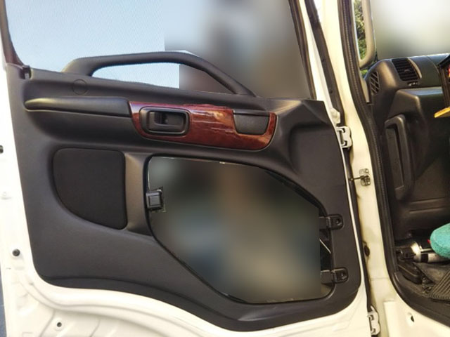 日野プロフィアトレーラーヘッド（トラクターヘッド）大型（10t）[写真21]