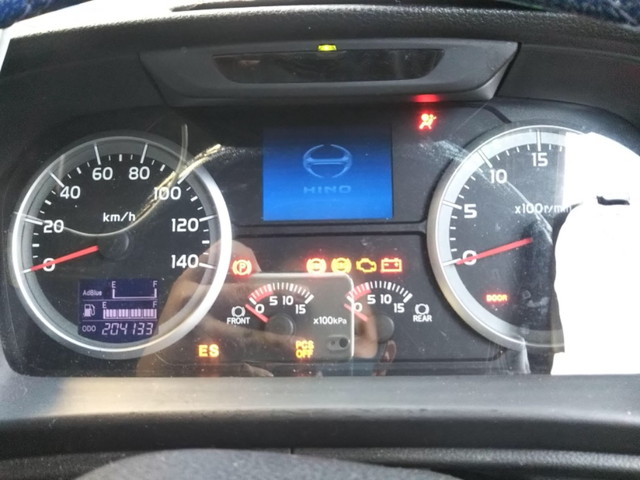 日野プロフィアトレーラーヘッド（トラクターヘッド）大型（10t）[写真36]