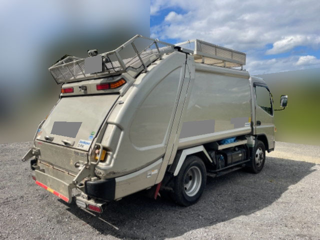 三菱ふそうキャンターパッカー車（塵芥車）小型（2t・3t）[写真02]