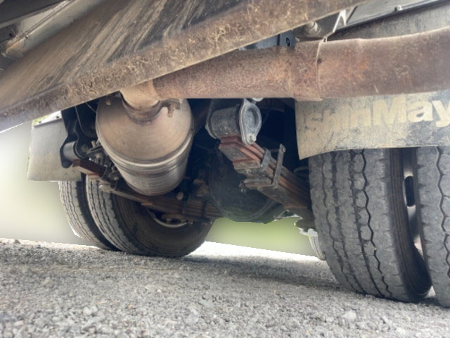 三菱ふそうキャンターパッカー車（塵芥車）小型（2t・3t）[写真20]