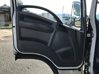 いすゞエルフ冷凍車（冷蔵車）小型（2t・3t）[写真26]