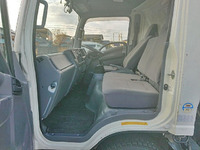 いすゞエルフ冷凍車（冷蔵車）小型（2t・3t）[写真10]