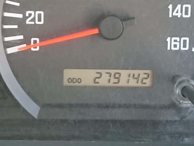 いすゞエルフ冷凍車（冷蔵車）小型（2t・3t）[写真12]