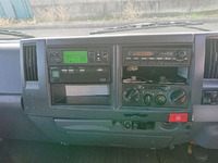 いすゞエルフ冷凍車（冷蔵車）小型（2t・3t）[写真14]