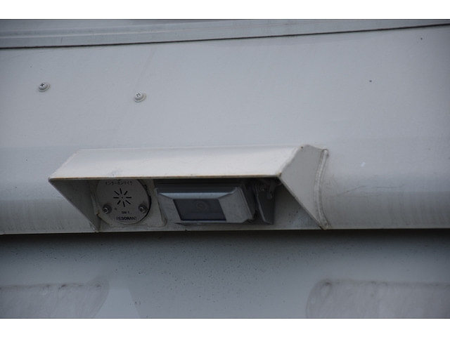 日野デュトロパッカー車（塵芥車）小型（2t・3t）[写真13]