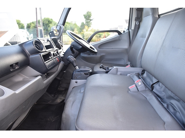 日野デュトロパッカー車（塵芥車）小型（2t・3t）[写真24]