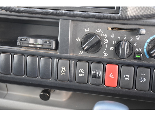 日野デュトロパッカー車（塵芥車）小型（2t・3t）[写真32]