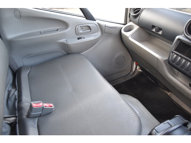 日野デュトロパッカー車（塵芥車）小型（2t・3t）[写真34]