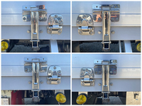 三菱ふそうスーパーグレート冷蔵冷凍ウイング大型（10t）[写真18]