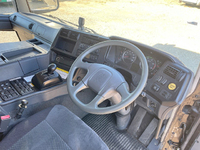 三菱ふそうスーパーグレート冷蔵冷凍ウイング大型（10t）[写真36]