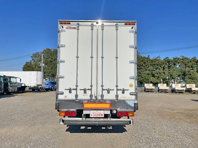 三菱ふそうスーパーグレート冷蔵冷凍ウイング大型（10t）[写真09]
