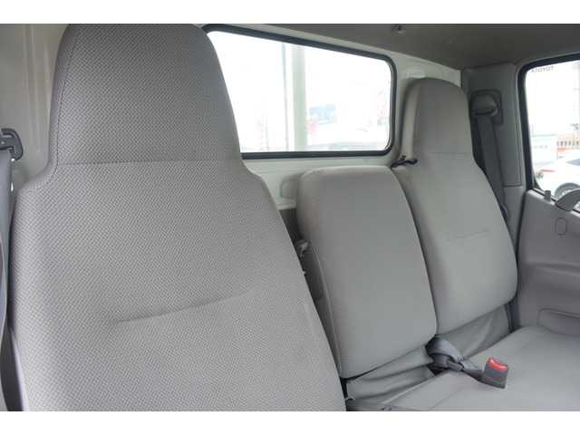 トヨタダイナ平ボディ小型（2t・3t）[写真30]