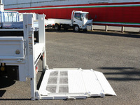 日野デュトロ平ボディ小型（2t・3t）[写真10]